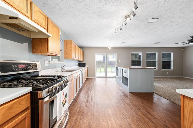 7906 Brookfield Street, Baytown, TX 77523