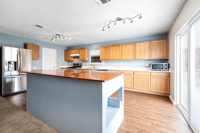 7906 Brookfield Street, Baytown, TX 77523