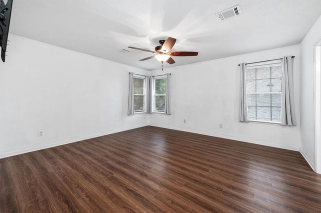 7906 Brookfield Street, Baytown, TX 77523