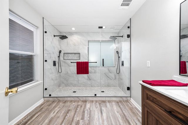 7906 Brookfield Street, Baytown, TX 77523