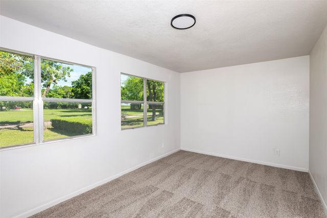 2842 Carlson Drive, Dallas, TX 75235