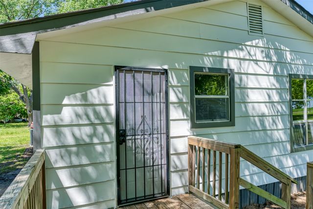 2842 Carlson Drive, Dallas, TX 75235