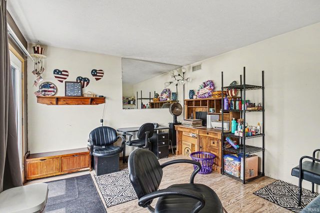 29901 County Road 26, Elkhart, IN 46517