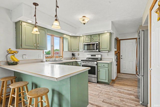 29901 County Road 26, Elkhart, IN 46517