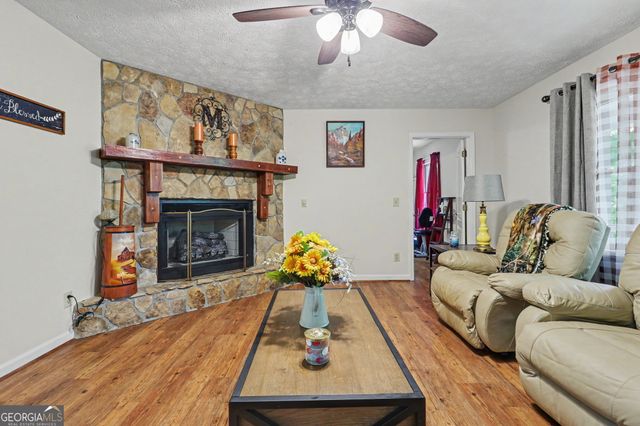 325 Walnut Mountain Road, Rabun Gap, GA 30568