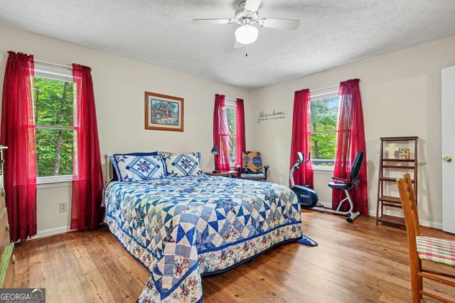 325 Walnut Mountain Road, Rabun Gap, GA 30568