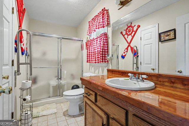 325 Walnut Mountain Road, Rabun Gap, GA 30568