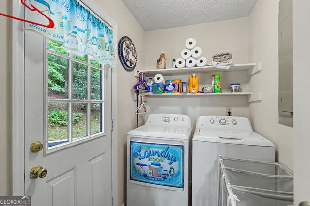 325 Walnut Mountain Road, Rabun Gap, GA 30568