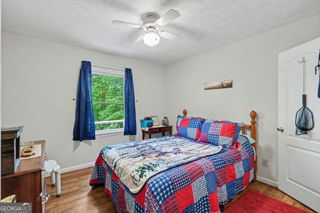 325 Walnut Mountain Road, Rabun Gap, GA 30568
