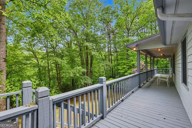 325 Walnut Mountain Road, Rabun Gap, GA 30568