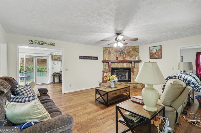 325 Walnut Mountain Road, Rabun Gap, GA 30568