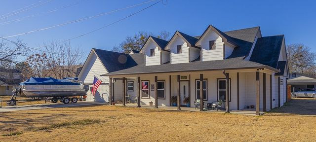 4000 Sioux Court, Granbury, TX 76048