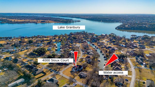 4000 Sioux Court, Granbury, TX 76048