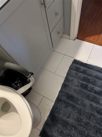 3719 Heatherbrook Drive, Houston, TX 77045