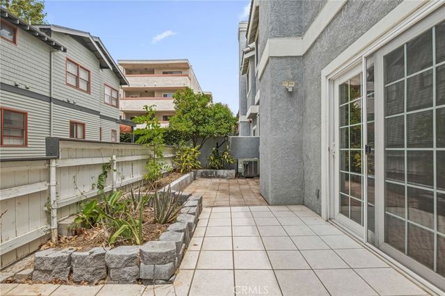 2455 Oneida Street A, Pasadena, CA 91107