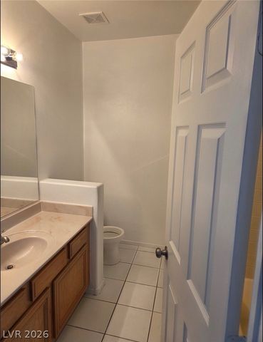 7189 South Durango Drive 304, Las Vegas, NV 89113