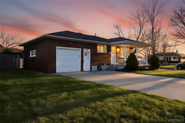 9605 Greenwald Avenue, Niagara Falls, NY 14304
