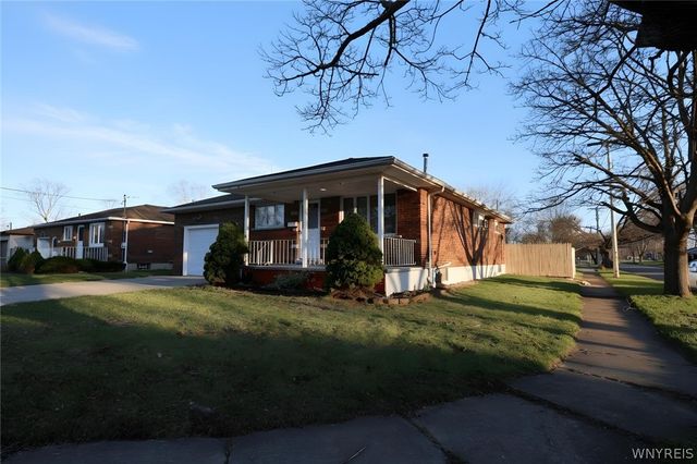 9605 Greenwald Avenue, Niagara Falls, NY 14304