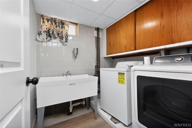 9605 Greenwald Avenue, Niagara Falls, NY 14304