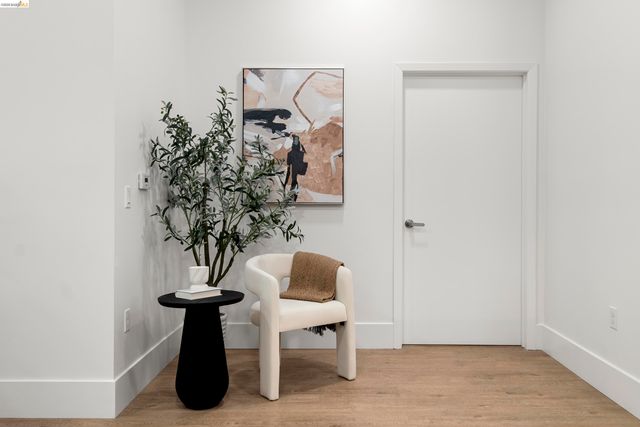 1545 32nd Street 104, Oakland, CA 94608