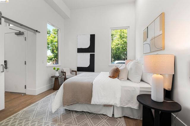 1545 32nd Street 104, Oakland, CA 94608