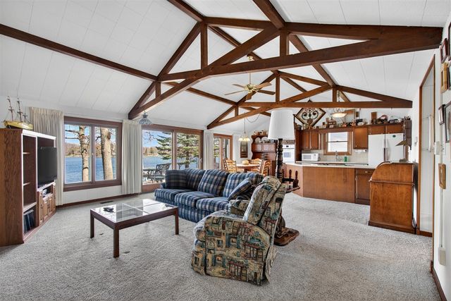 8653 Wildwood Court, Jackson, MI 49201