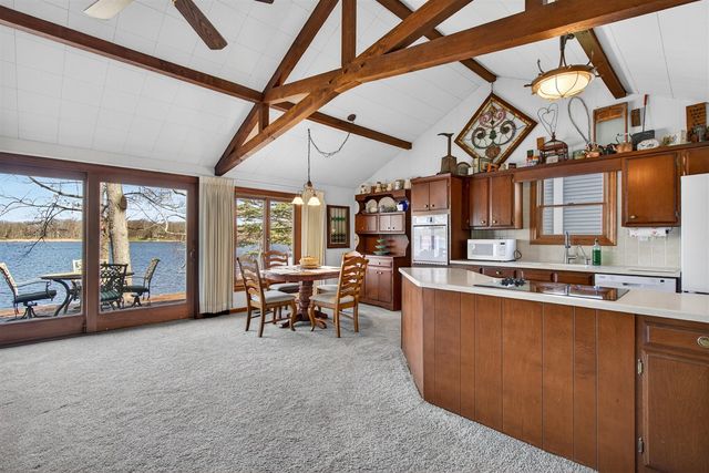 8653 Wildwood Court, Jackson, MI 49201