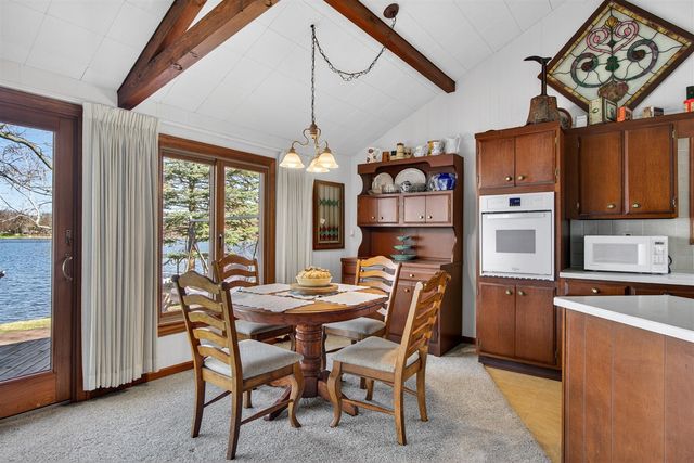 8653 Wildwood Court, Jackson, MI 49201