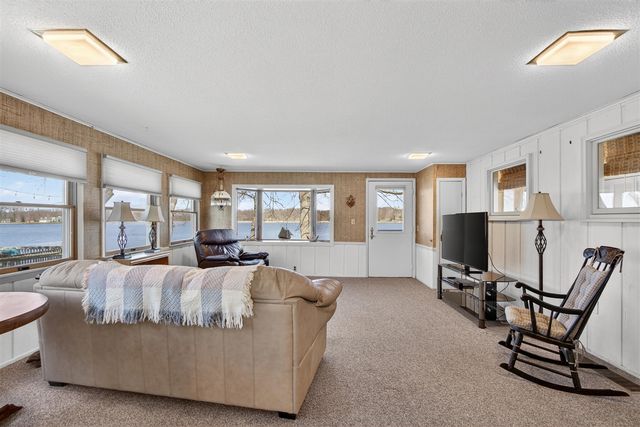 8653 Wildwood Court, Jackson, MI 49201