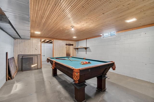8653 Wildwood Court, Jackson, MI 49201