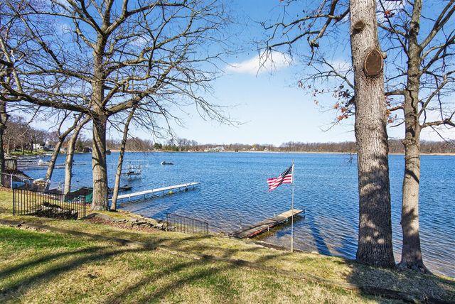 8653 Wildwood Court, Jackson, MI 49201
