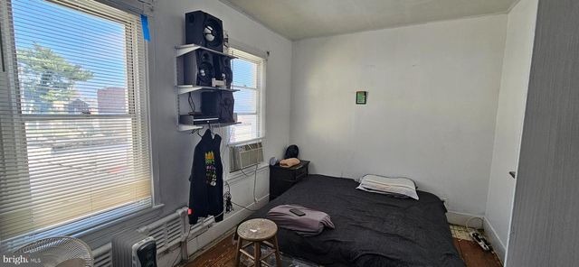 4535 HEDGE ST, Philadelphia, PA 19124