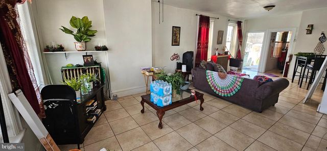 4535 HEDGE ST, Philadelphia, PA 19124