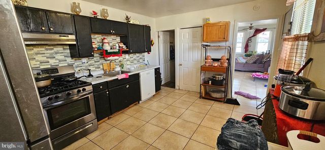 4535 HEDGE ST, Philadelphia, PA 19124