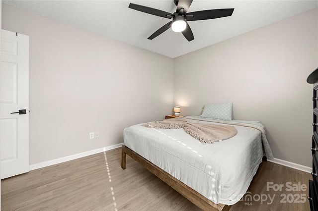 2546 Las Brisas Lane, Denver, NC 28037