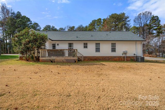 2546 Las Brisas Lane, Denver, NC 28037