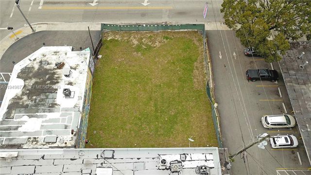 2219 NW 28th St, Miami, FL 33142