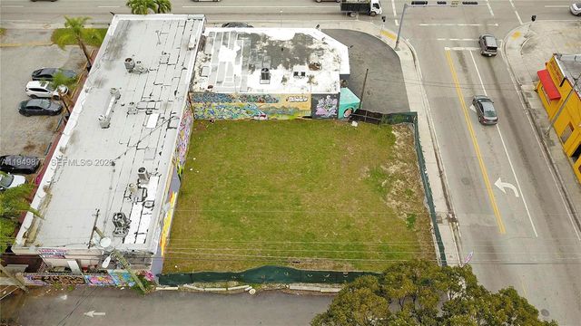 2219 NW 28th St, Miami, FL 33142