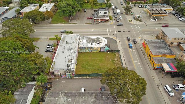 2219 NW 28th St, Miami, FL 33142