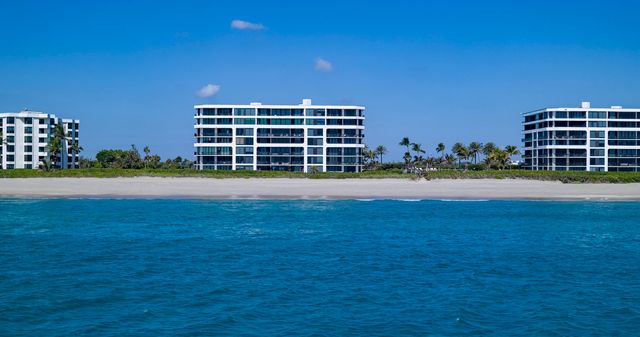 3100 S Ocean Boulevard 203s, Palm Beach, FL 33480