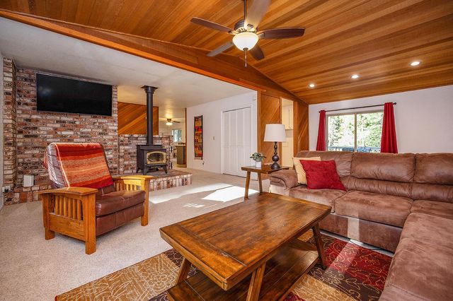 2291 Fairway Dr, Arnold, CA 95223