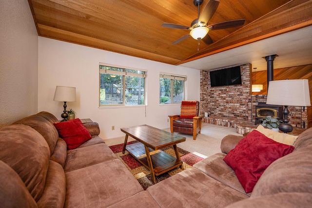 2291 Fairway Dr, Arnold, CA 95223