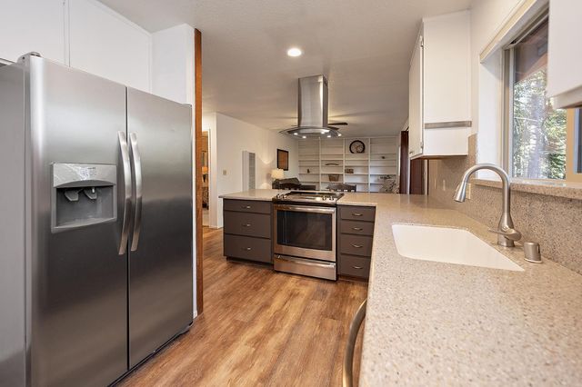 2291 Fairway Dr, Arnold, CA 95223