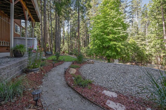 2291 Fairway Dr, Arnold, CA 95223