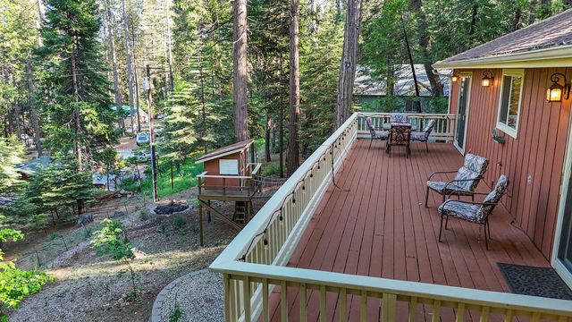2291 Fairway Dr, Arnold, CA 95223