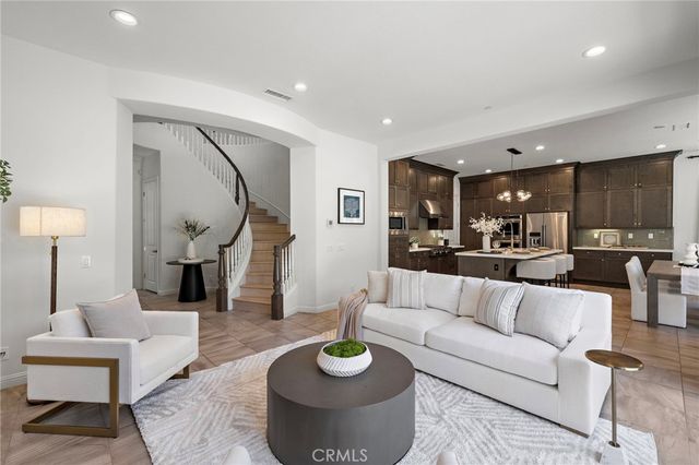27 Heron, Lake Forest, CA 92630