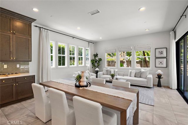 27 Heron, Lake Forest, CA 92630