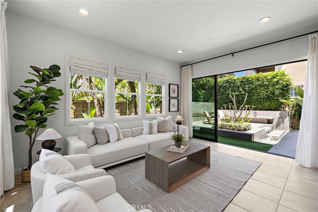 27 Heron, Lake Forest, CA 92630