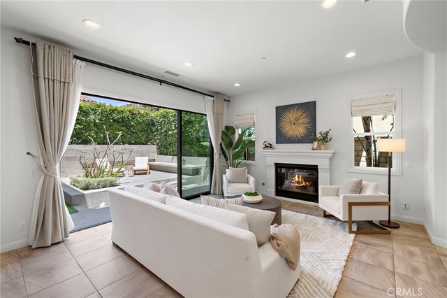 27 Heron, Lake Forest, CA 92630