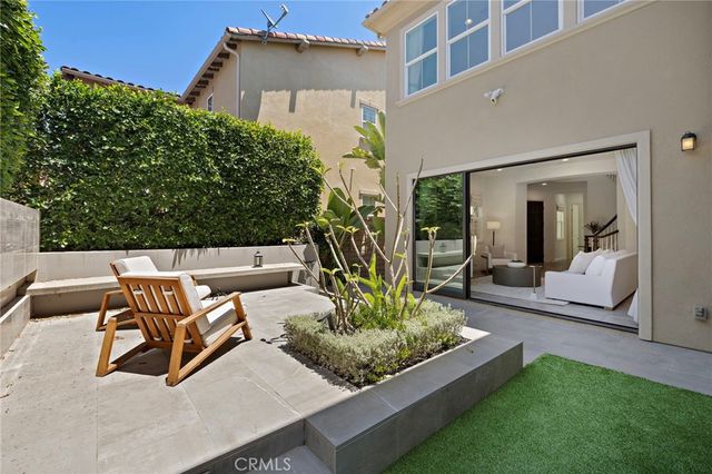 27 Heron, Lake Forest, CA 92630